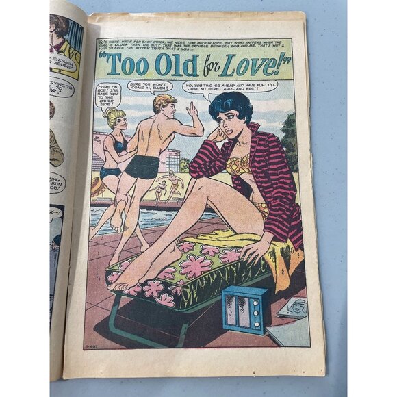 DC Comics Falling In Love #122 April 1971 Plus Love Advice Bagged Boarded - Picture 7 of 9
